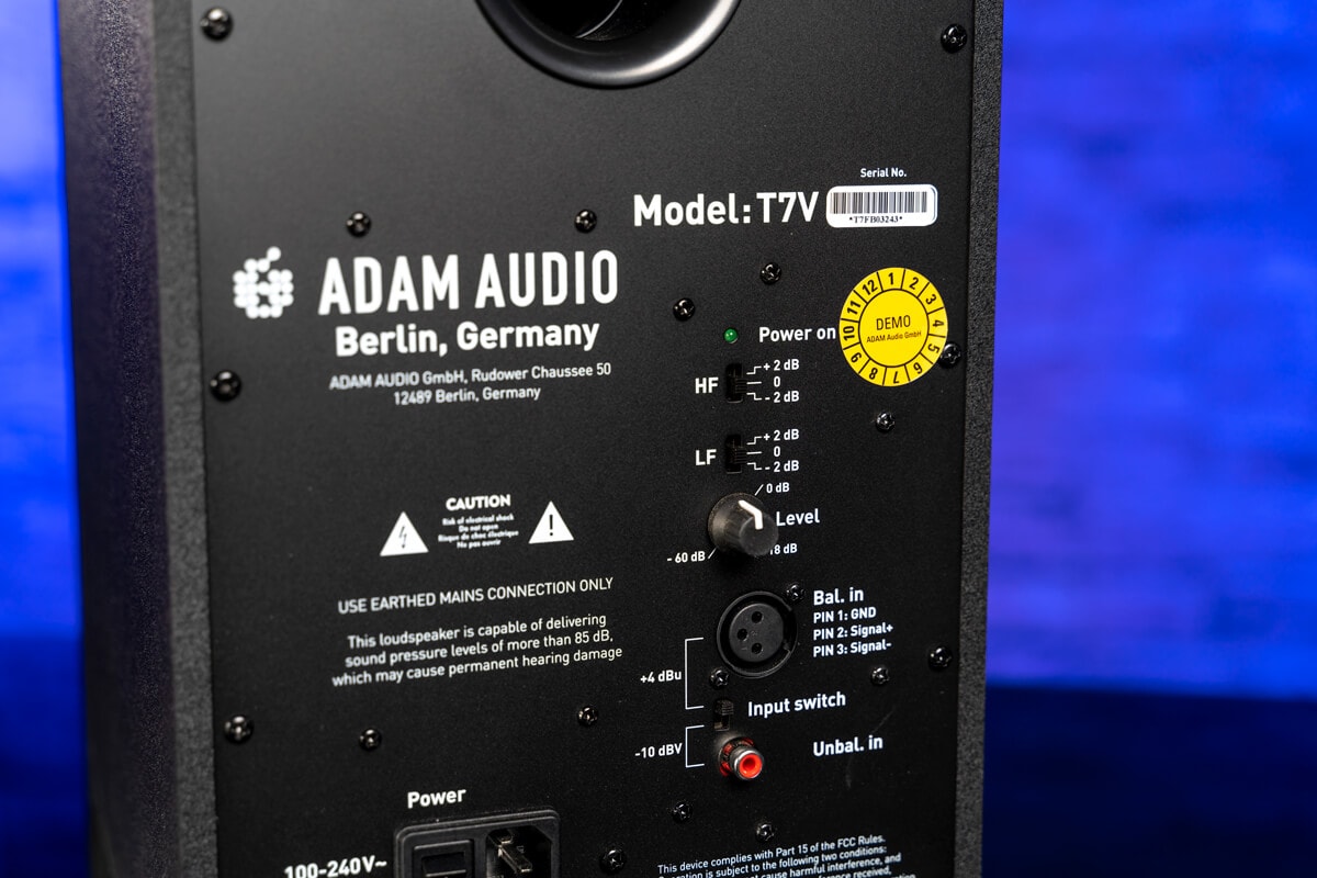 Adam Audio T7V inputs, outputs, and controls
