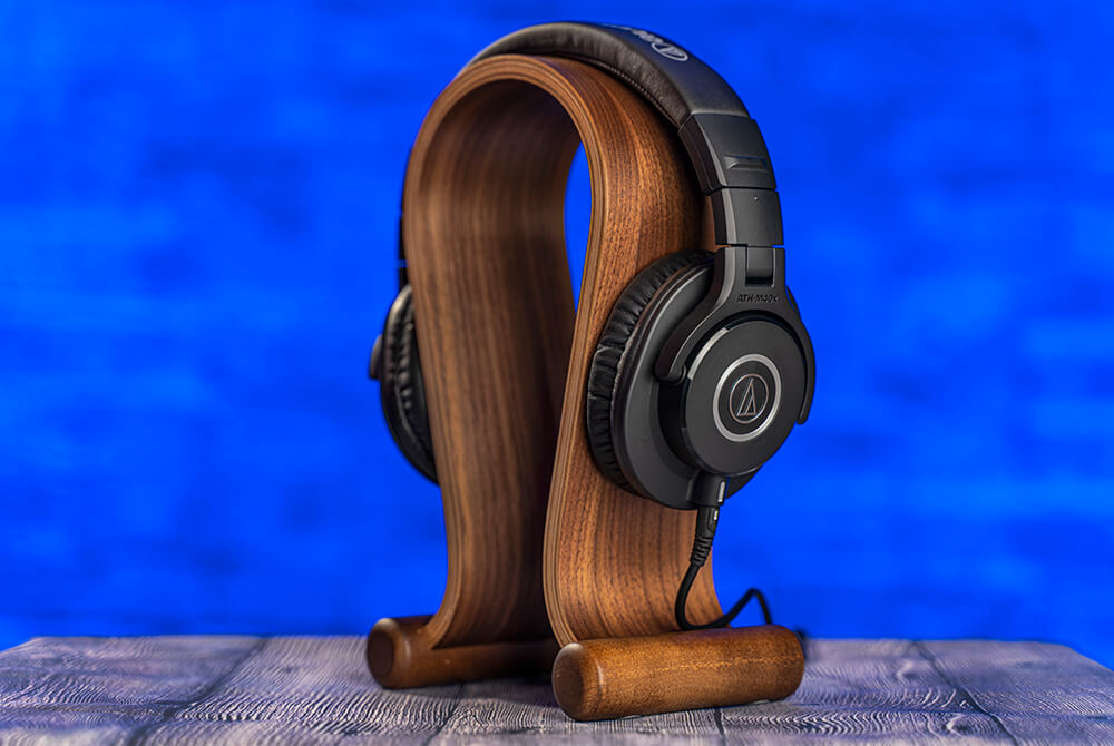 testing the Audio-Technica ATH-M40x studio headphones