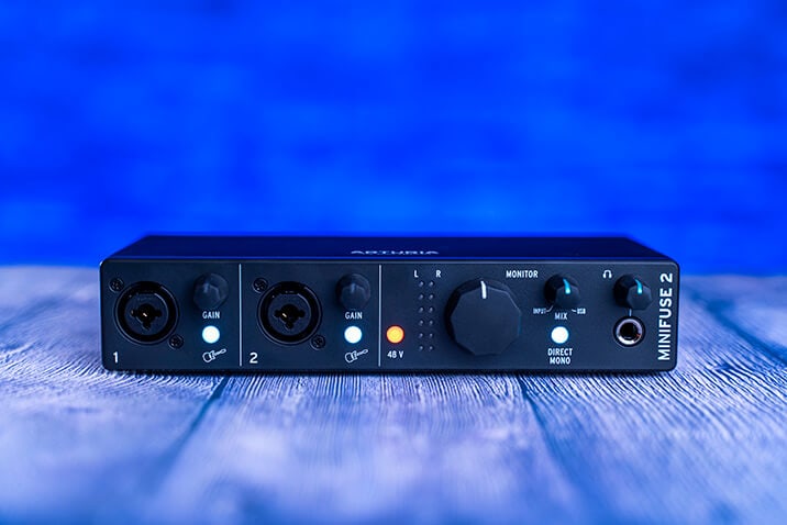 Arturia MiniFuse 2 front panel