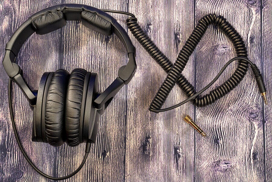 HD 280 Pro headphones with accessories