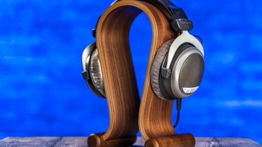 testing the Beyerdynamic DT 880 Pro studio headphones