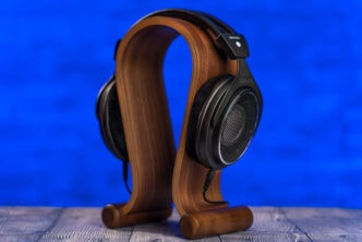 testing the Shure SRH1840 studio headphones