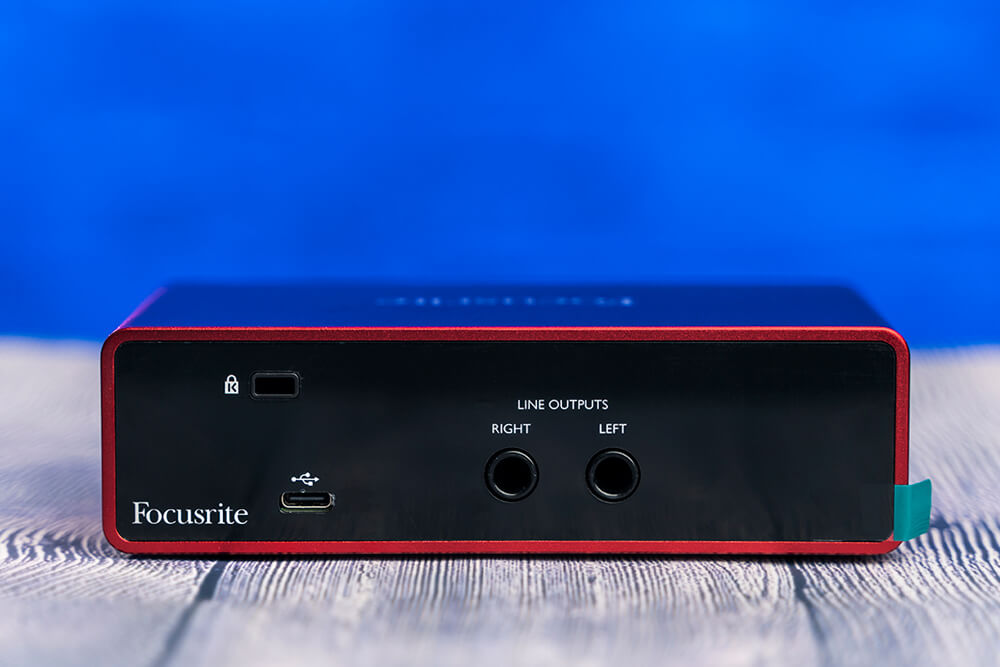 Scarlett Solo 3rd Gen audio interface (rear panel)