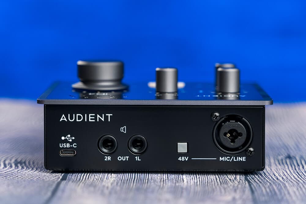 Audient iD4 Mk2 audio interface (rear panel)