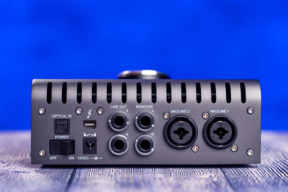 Apollo Twin Mk2 audio interface (rear panel)