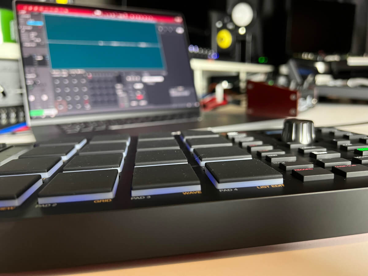 Akai MPC Studio drum pad controller review