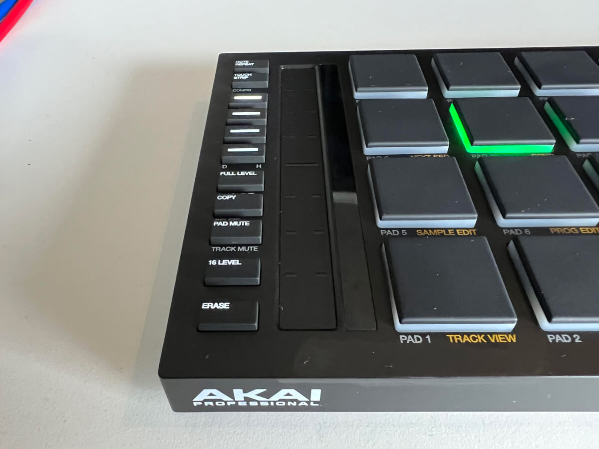 Akai MPC Studio touch strip