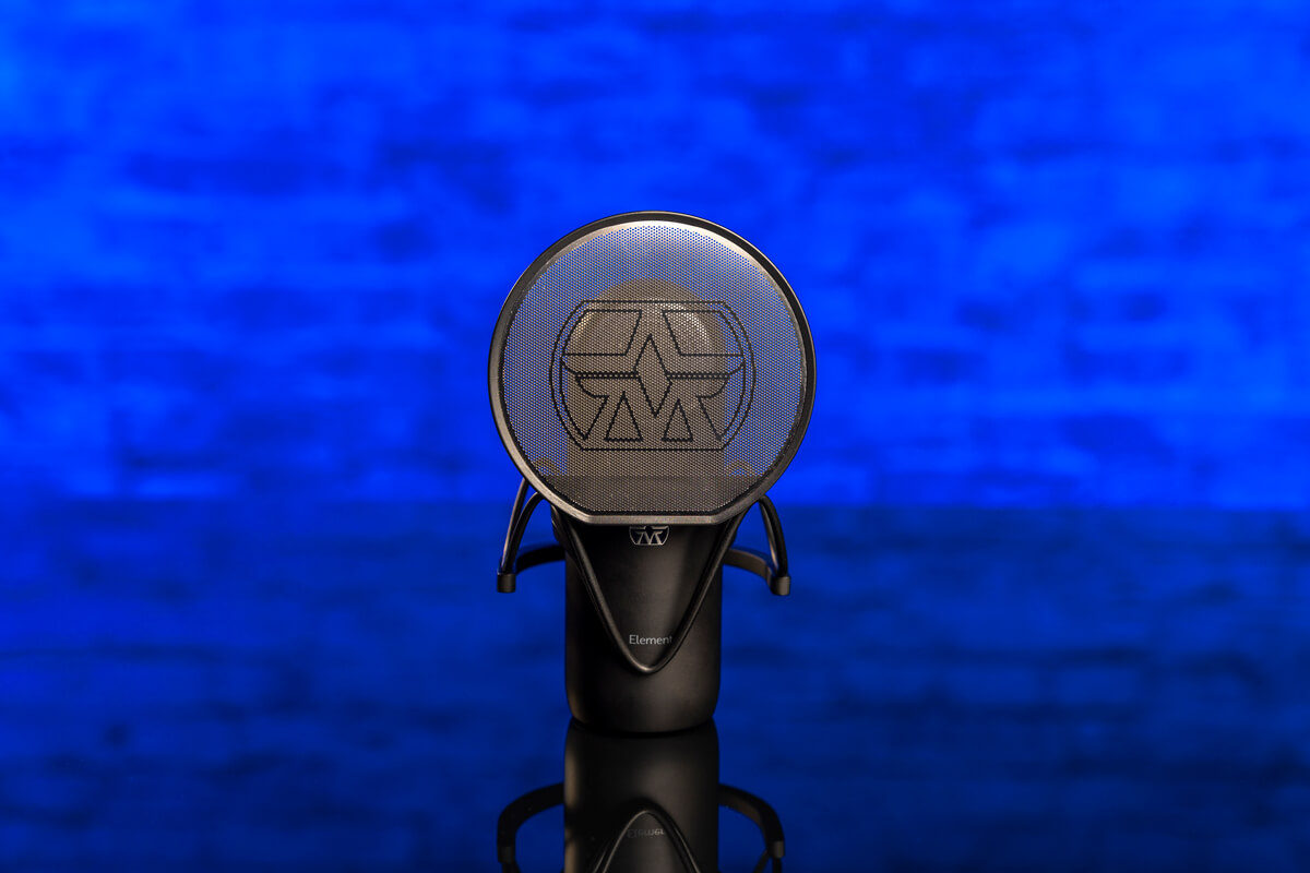 Aston Element with shockmount and pop filter