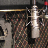 Neumann U 87 Ai used in guitar amp recording
