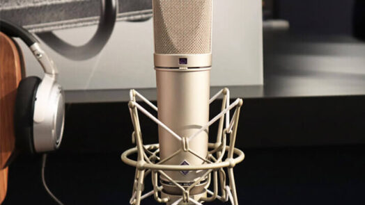 Neumann U 87 Ai with shockmount
