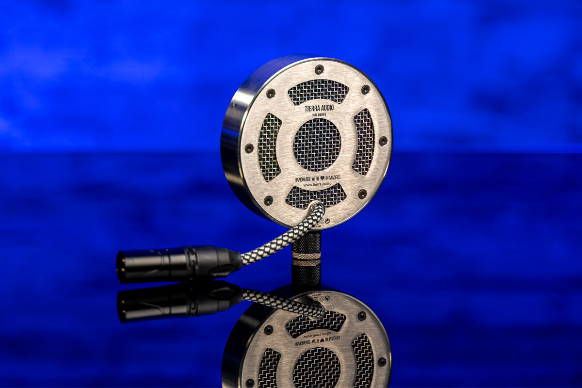 Tierra Audio New Twenties condenser microphone