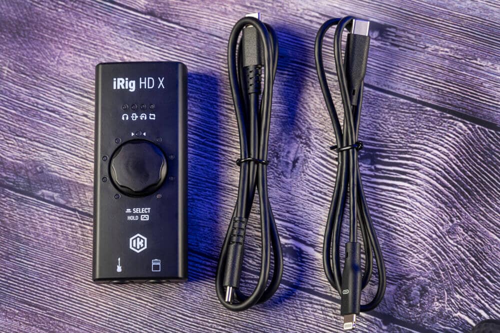 iRig HD X with supplied cables
