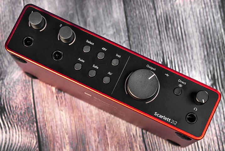 Scarlett 2i2 4th Gen front panel