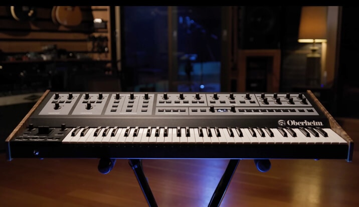 Oberheim OB-X8 polyphonic synthesizer