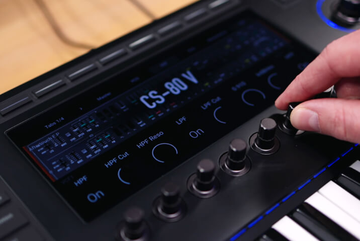 Kontrol S Mk3 rotary encoders and display screen