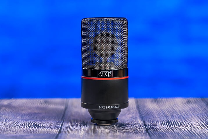 MXL 990 microphone