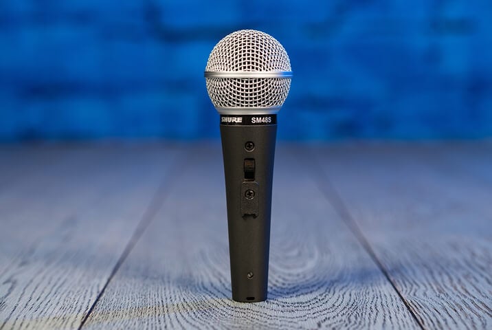Shure SM48 microphone with switch
