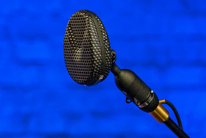 Coles 4038 on a microphone stand