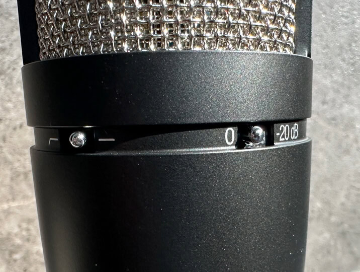 low-cut filter and attenuation pad on the back of the AKG P420