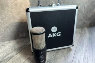 AKG P420 with carrying case